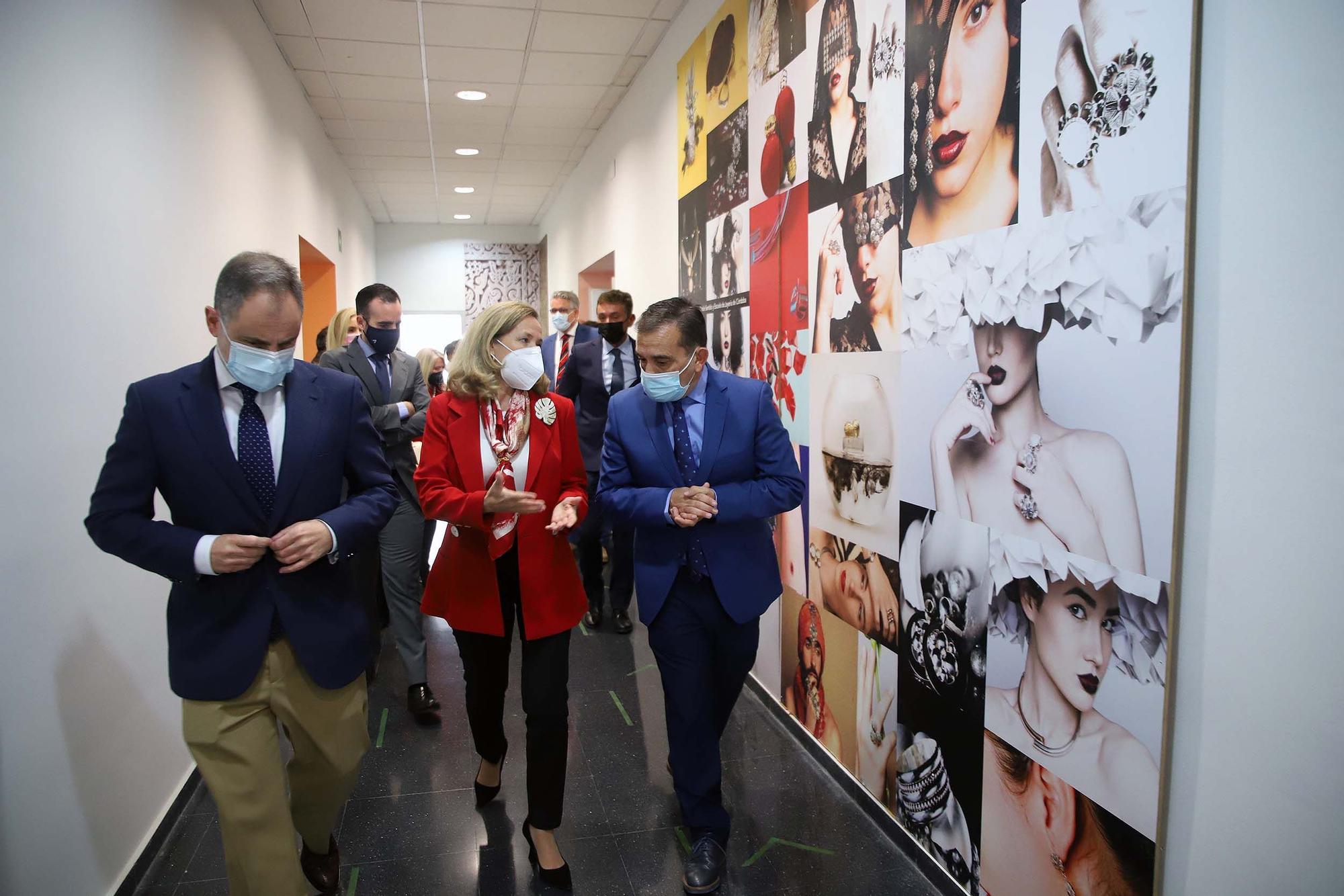 Nadia Calviño visita el Parque Joyero de Córdoba y la Escuela de Joyería y se reune con empresarios