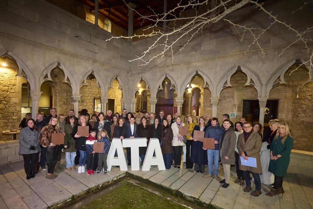 Paricipants en els premis de l’Associació Turística d’Apartaments Costa Brava- Pirineu de Girona.