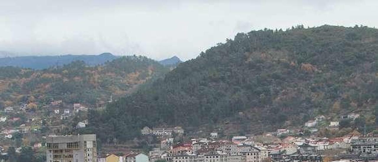 Vista de la ciudad de Ourense. // Iñaki Osorio