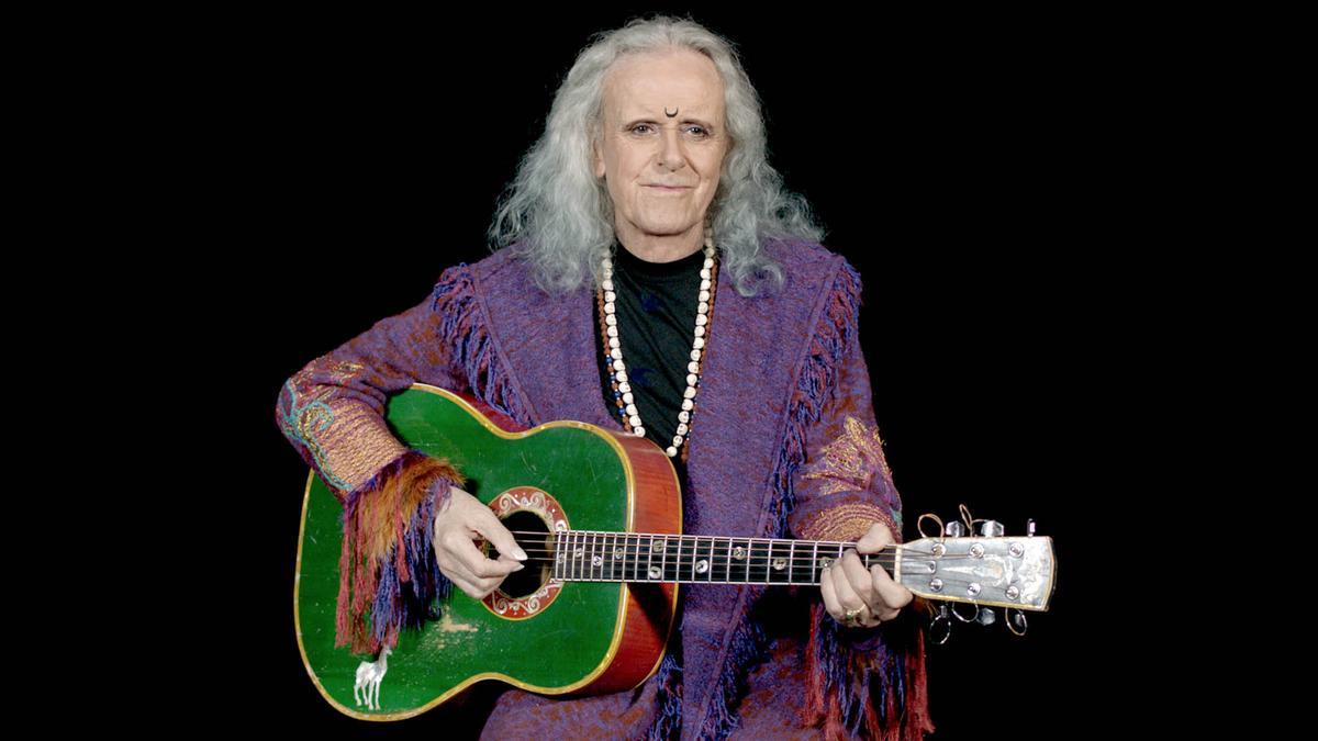 Donovan canta contra l’ampliació del Prat perquè «estem danyant la Terra» Donovan canta contra l’ampliació del Prat perquè «estem danyant la Terra»