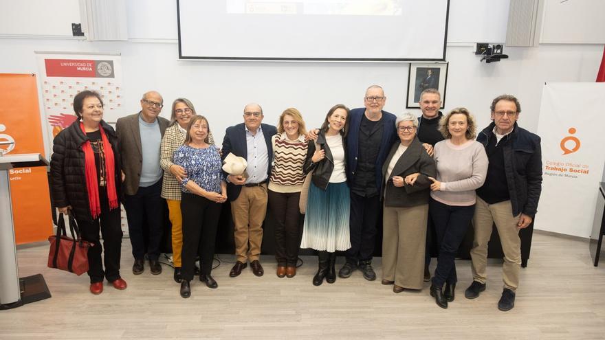 Jesús María Barberá recibe el Premio Profesional de Trabajo Social