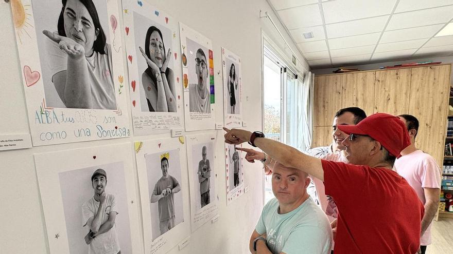 Retratos para descubrirse a uno mismo: Escuela Nómada y Fundación Unicaja llevan su taller fotográfi ...