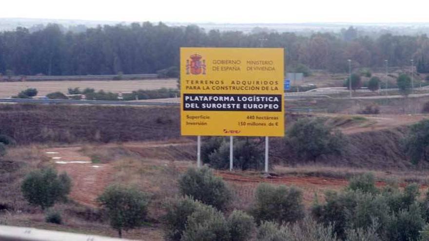 La patronal de Badajoz urge el inicio de las obras de la Plataforma Logística del Suroeste