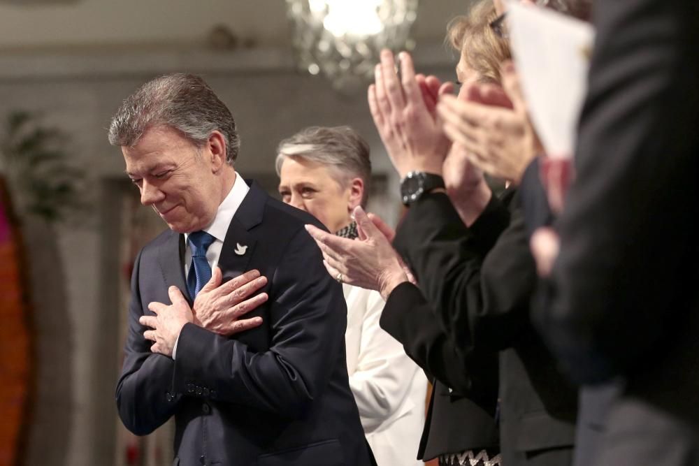 Santos recibe el Nobel de la Paz en Oslo