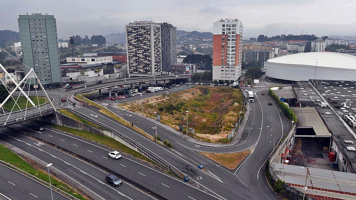 Vista parcial del polígono residencial de Someso. |   //  VICTOR ECHAVE