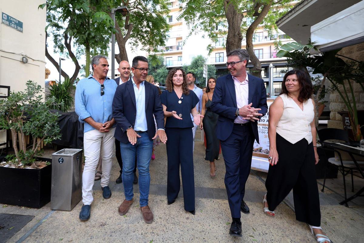 Inauguración del nuevo reloj de Vara de Rey en Ibiza. Inauguración del nuevo reloj de Vara de Rey en Ibiza.