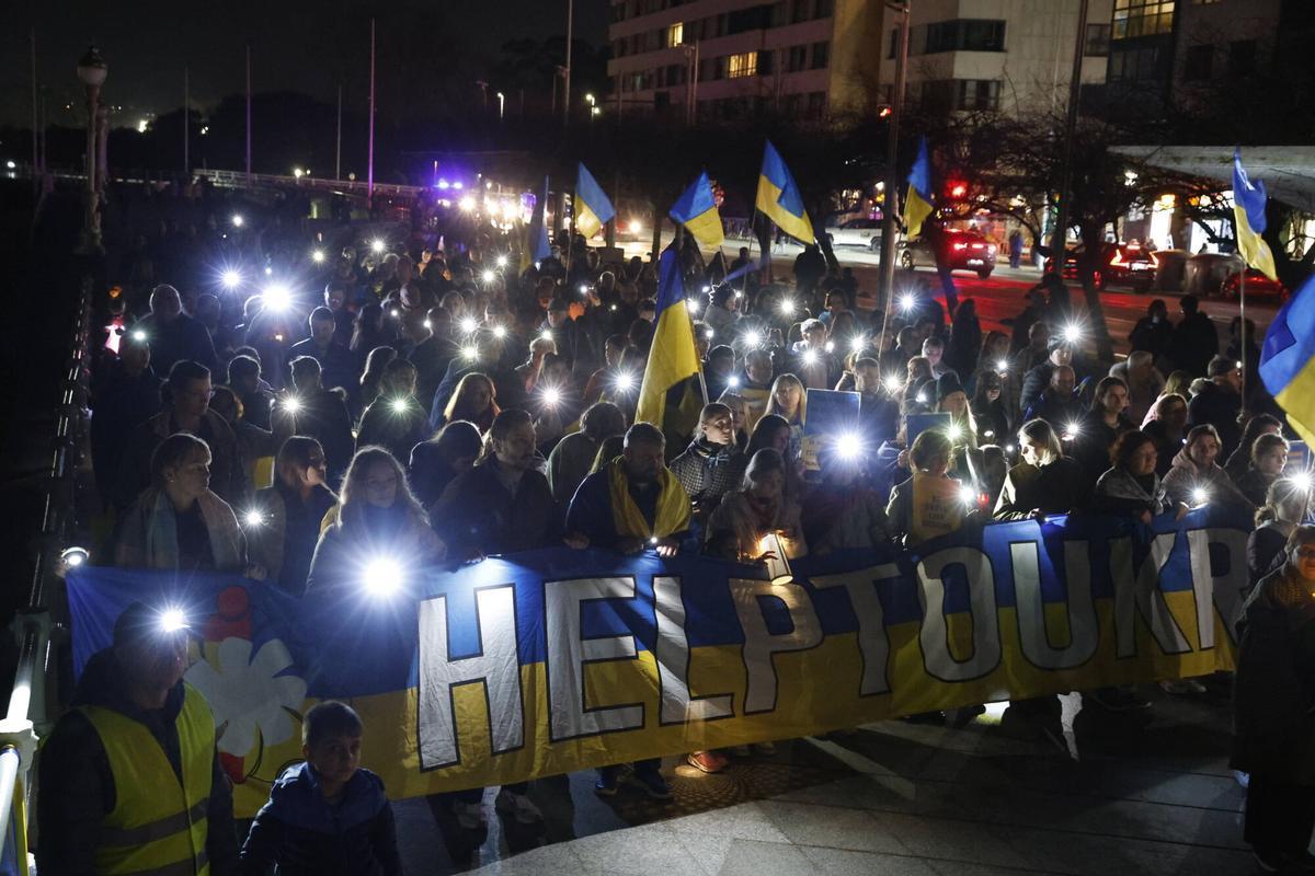 Manifestación de ucranianos en el Muro de San Lorenzo.