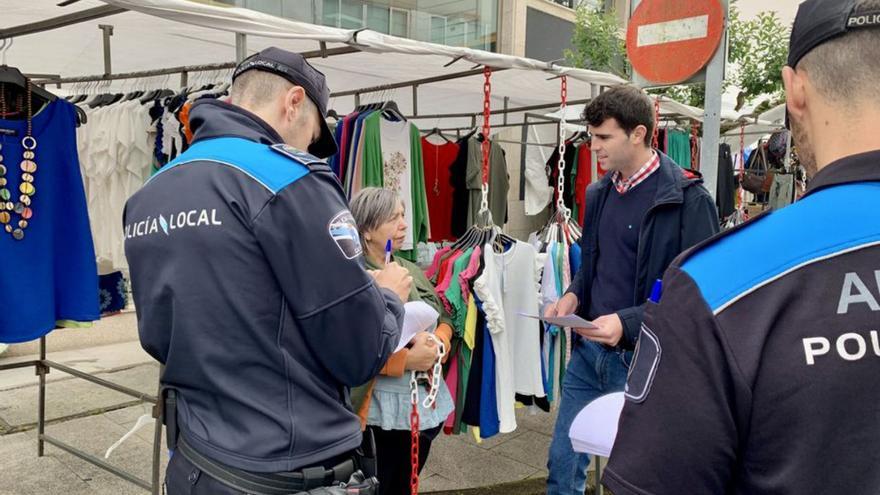 El mercado de los miércoles de A Estrada vuelve a la Praza da Feira