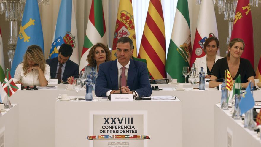 Sánchez corta el grito unánime de los presidentes del PP que piden elecciones: &quot;Serán en 2027, cuando tocan&quot;