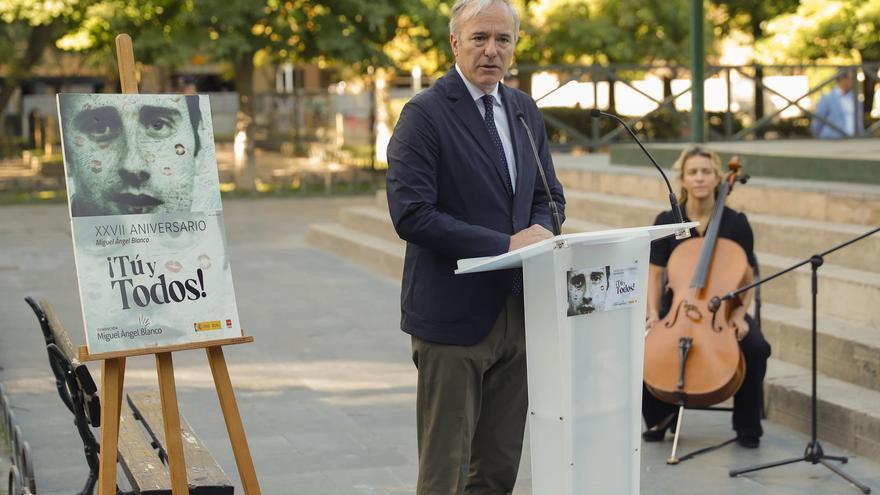 Aragón recuerda a Miguel Ángel Blanco y a las víctimas de ETA entre críticas a los acuerdos del PSOE con Bildu