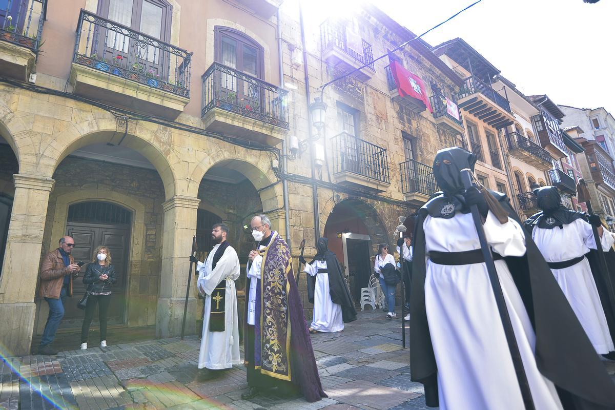 En imágenes: así fue la procesión de la hermandad del Beso de Judas En imágenes: así fue la procesión de la hermandad del Beso de Judas