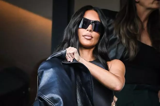 Kim Kardashian asiste al partido del PSG de Messi, Mbappé y Neymar