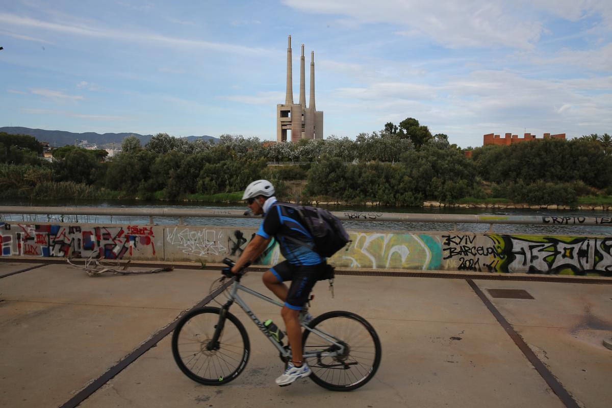 Ecologistes i veïns recorren contra el pla urbanístic de les Tres Xemeneies del Besòs