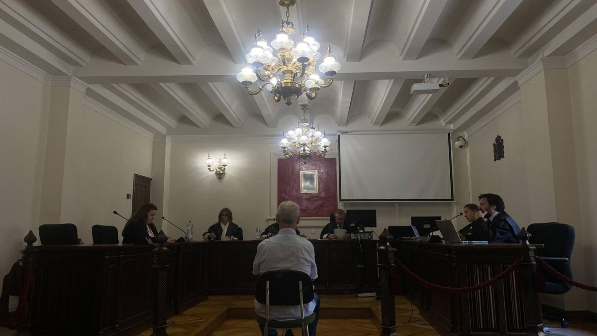 El profesor del Conservatorio de Música de Zamora, R.D.R., durante testifica en el juicio.