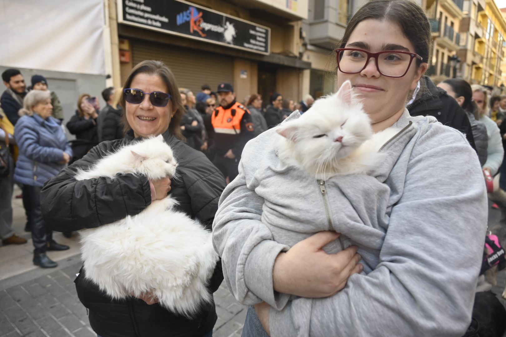 Roberto Bautista lidera la procesión por Sant Antoni en Castelló