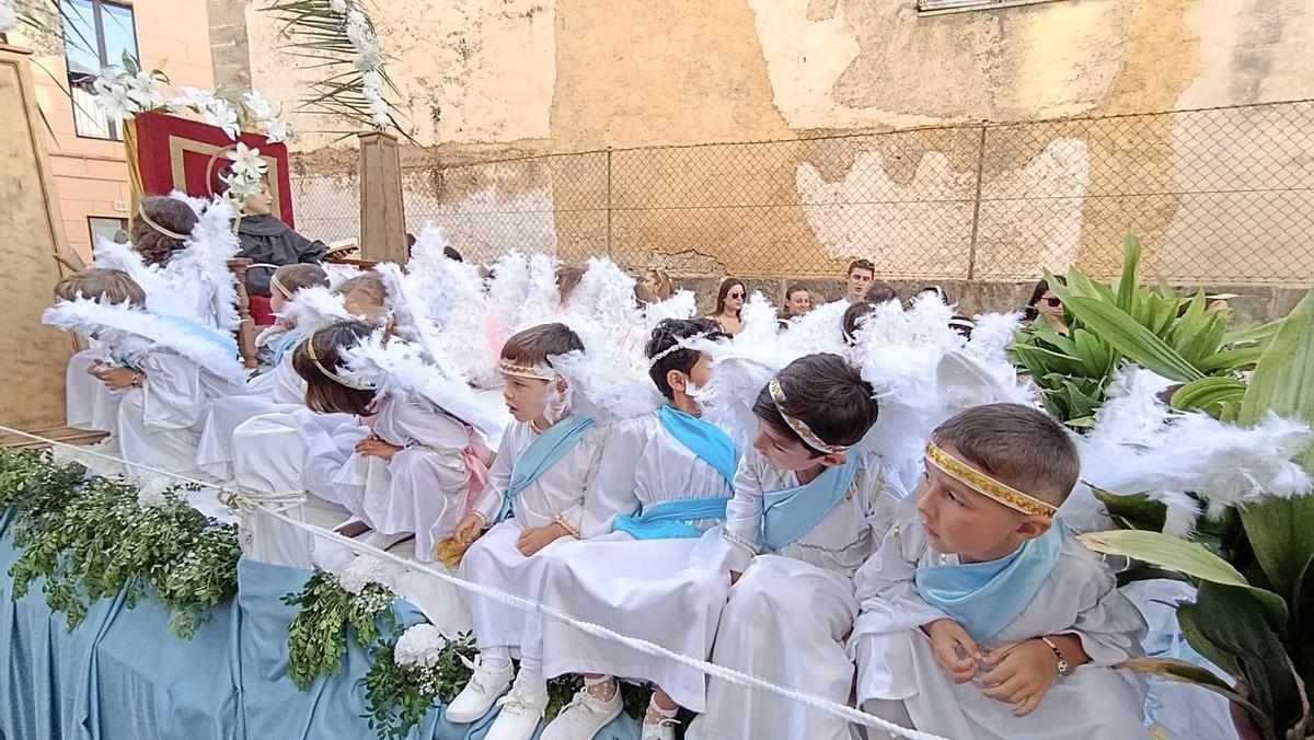 FOTOS | Las danzas de los 'Cavallets' en Artà, en imágenes FOTOS | Las danzas de los 'Cavallets' en Artà, en imágenes