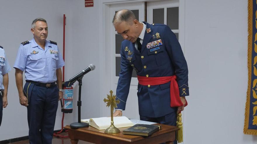 De «volón» a segundo jefe del Mando Aéreo de Canarias: el general de brigada Bayardo Abós Álvarez-Buiza toma posesión de su nuevo cargo