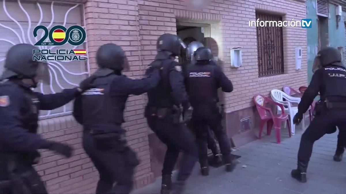 Un golpe policial a una red de extorsiones telefónicas se salda con 73 detenidos en Benissa