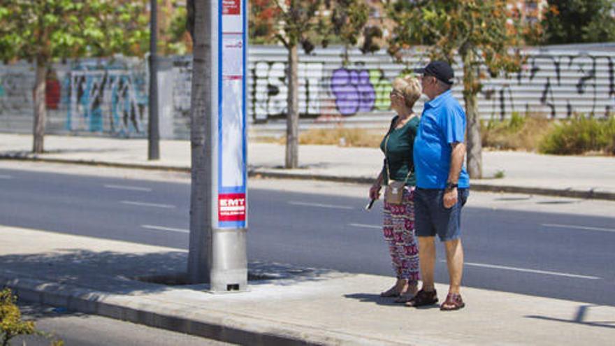 Las nuevas paradas esperan ya la línea 99 de la EMT