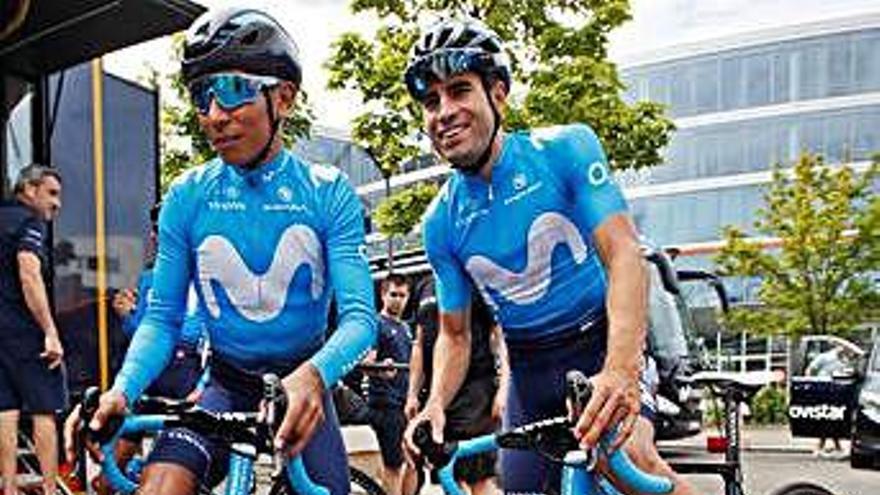 Nairo Quintana y Mikel Landa, del Movistar, en el entrenamiento de ayer.