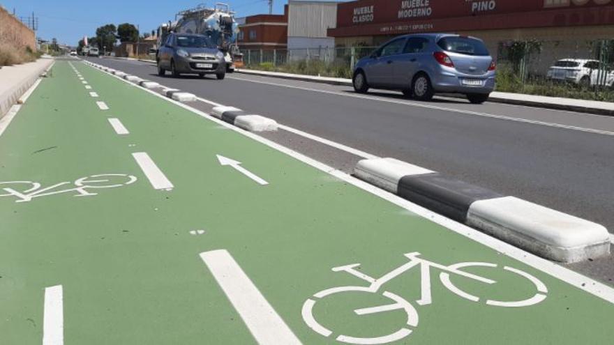 En una anterior intervención de mejora de áreas industriales ya se habilitó un carril bici en el tramo de la CV-30, entre la AP-7 y el casco urbano.,