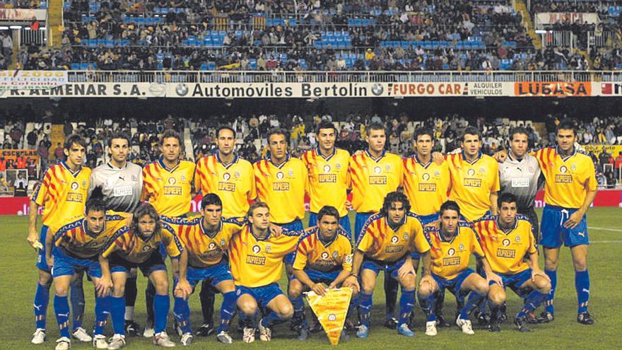De la unión con Murcia y el fútbol en guerra a 18 años de ausencia