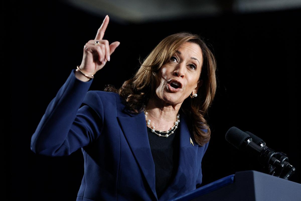 Kamala Harris, con su collar de perlas.