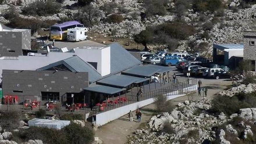 El Torcal ampliará la capacidad de su aparcamiento