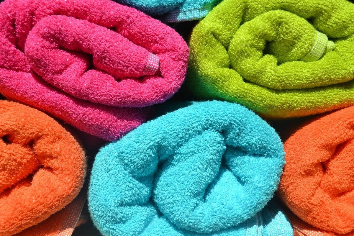 5 trucos infalibles para unas toallas suaves y sedosas