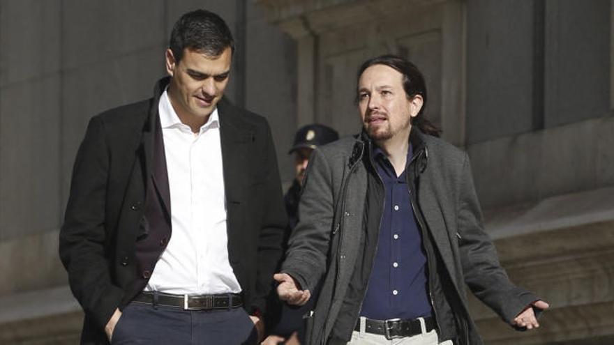 La puesta en escena del acercamiento de PSOE y Podemos