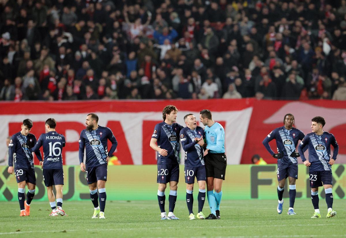 Las imágenes del Estrella Roja - Celta en Belgrado