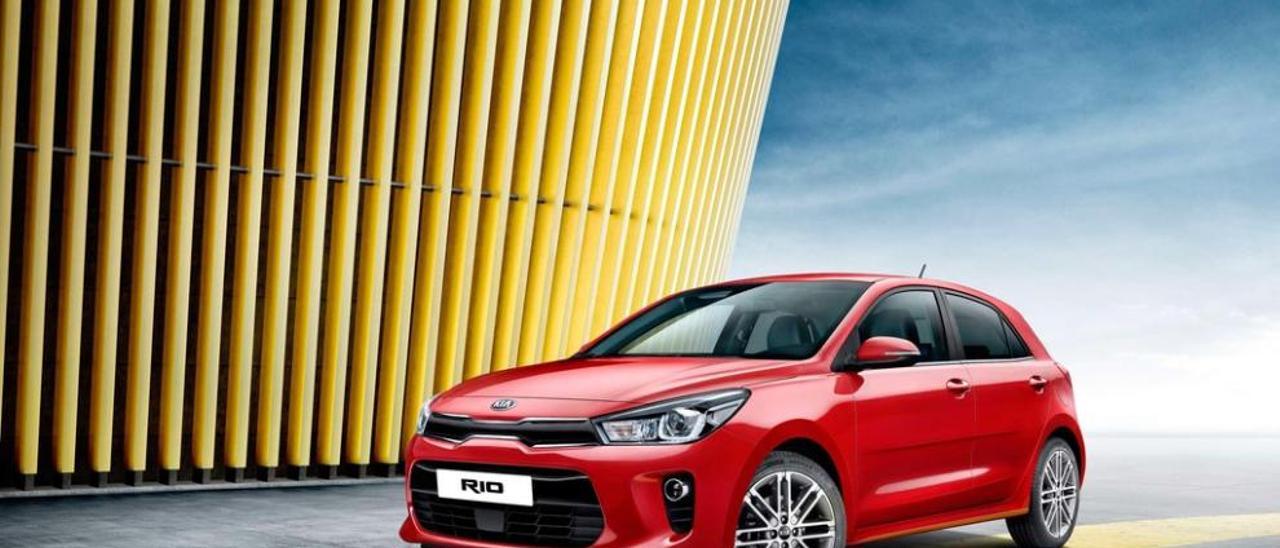 Kia | La presentación mundial del nuevo Kia Rio, la cuarta generación de este modelo, tendrá lugar en París. Unas líneas rectas y superficies suaves definen el diseño del nuevo Rio, que le dan una nueva imagen distintiva y segura. El nuevo Rio presenta una estampa alargada y más equilibrada.