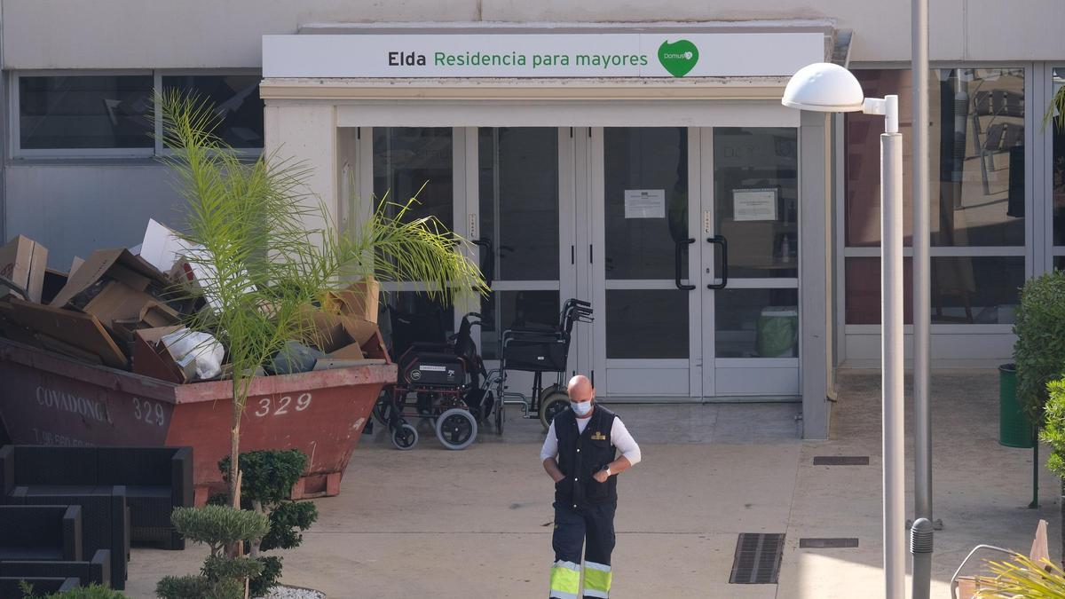 La residencia DomusVi de Elda está libre de coronavirus tras el brote detectado en noviembre.