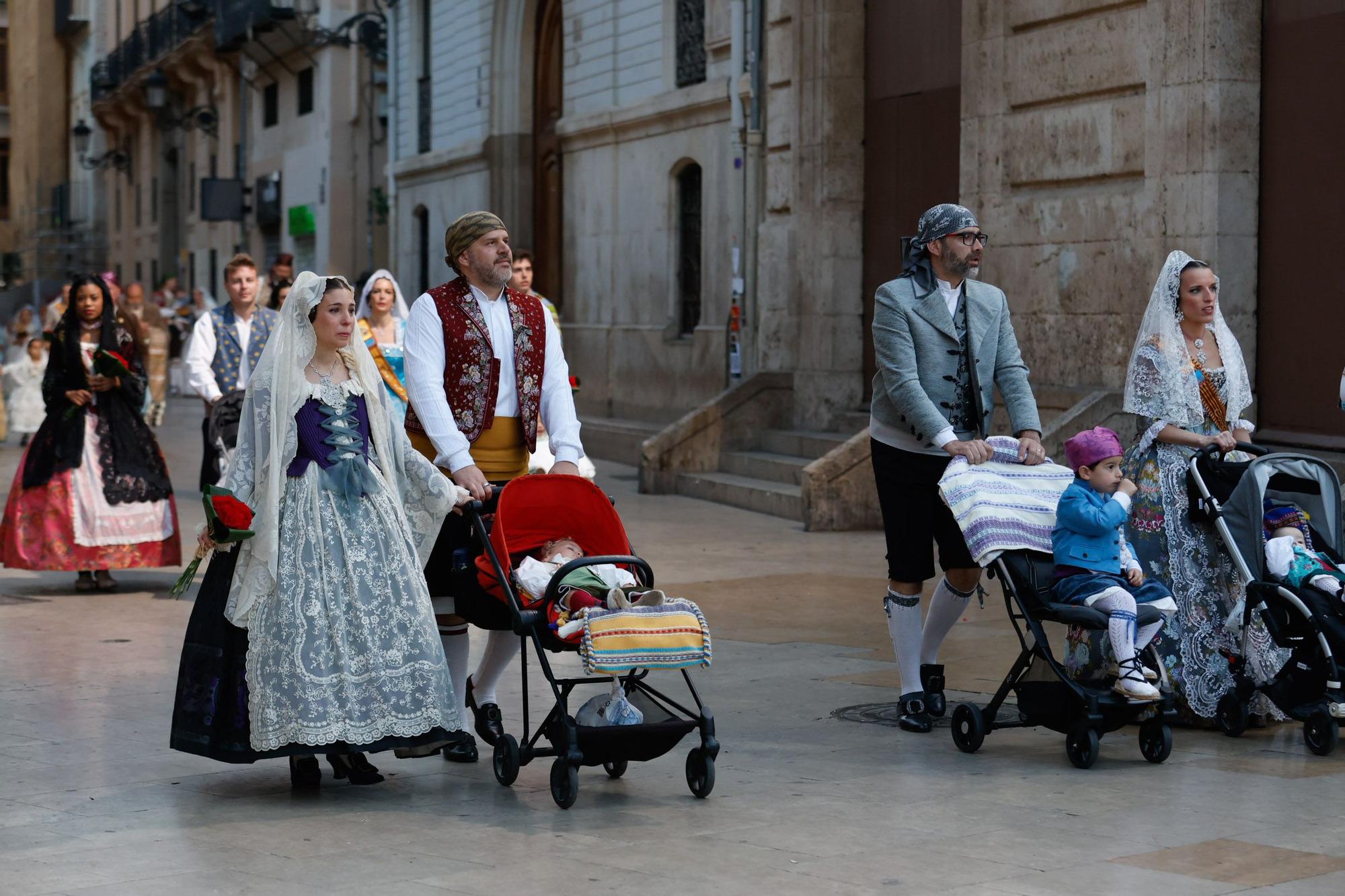 Búscate en el primer día de la Ofrenda en la calle San Vicente entre las 18:00 y las 19:00