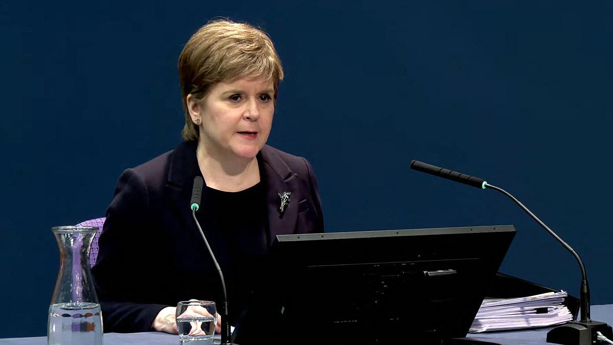 Nicola Sturgeon durante el interrogatorio.