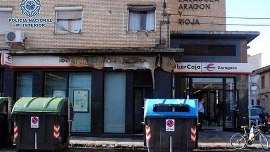 El PP pide medidas para evitar la quema de contenedores en Zaragoza