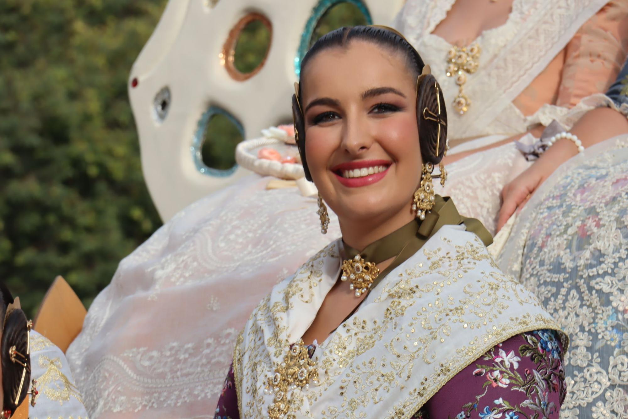 La Batalla de Flores de las candidatas a Falleras Mayores de València
