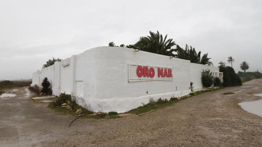 Aspecto que ofrece en la actualidad el Toro Mar, complejo ubicado en el interior del Parque Natural, y que deberá ser derribado.