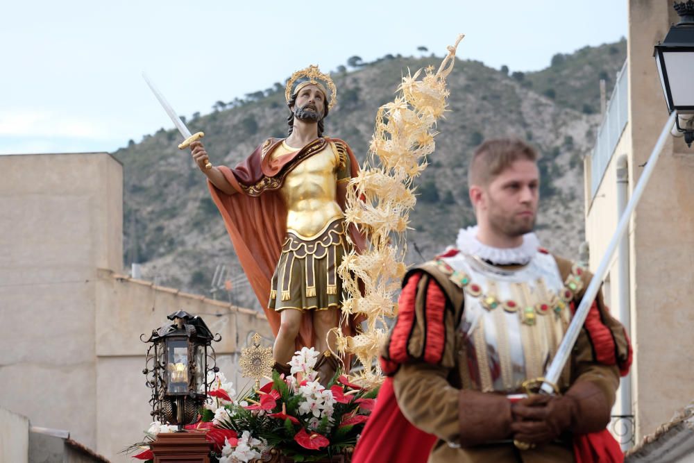 Los Moros y Cristianos se despiden de los cargos festeros de 2019 y dan la bienvenida a los de 2020