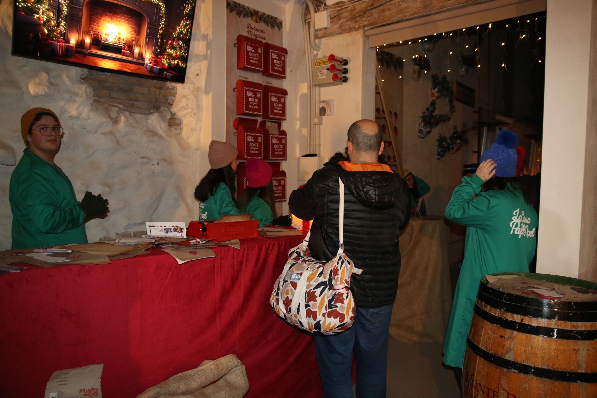 Galería de imágenes: Gran expectación en la Casa de Papá Noel más famosa de Castellón