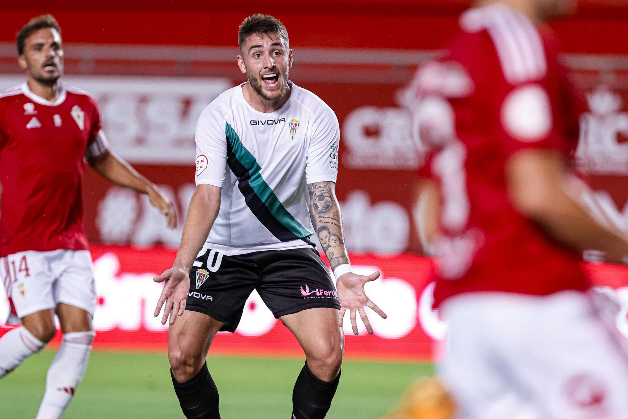 Real Murcia - Córdoba CF : las imágenes del partido en el Enrique Roca