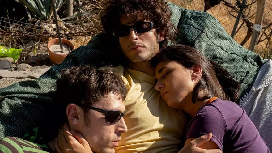 Isaki Lacuesta: “No podíem fer una biografia oficial de Los Planetas sinó un film lliure com les seves cançons”