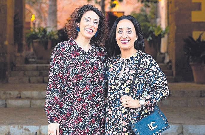 Pepa Ferrà y Paquita Sastre.