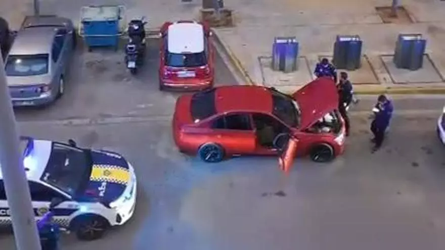 Detienen a un hombre tras darse a la fuga con su vehículo en Castelló