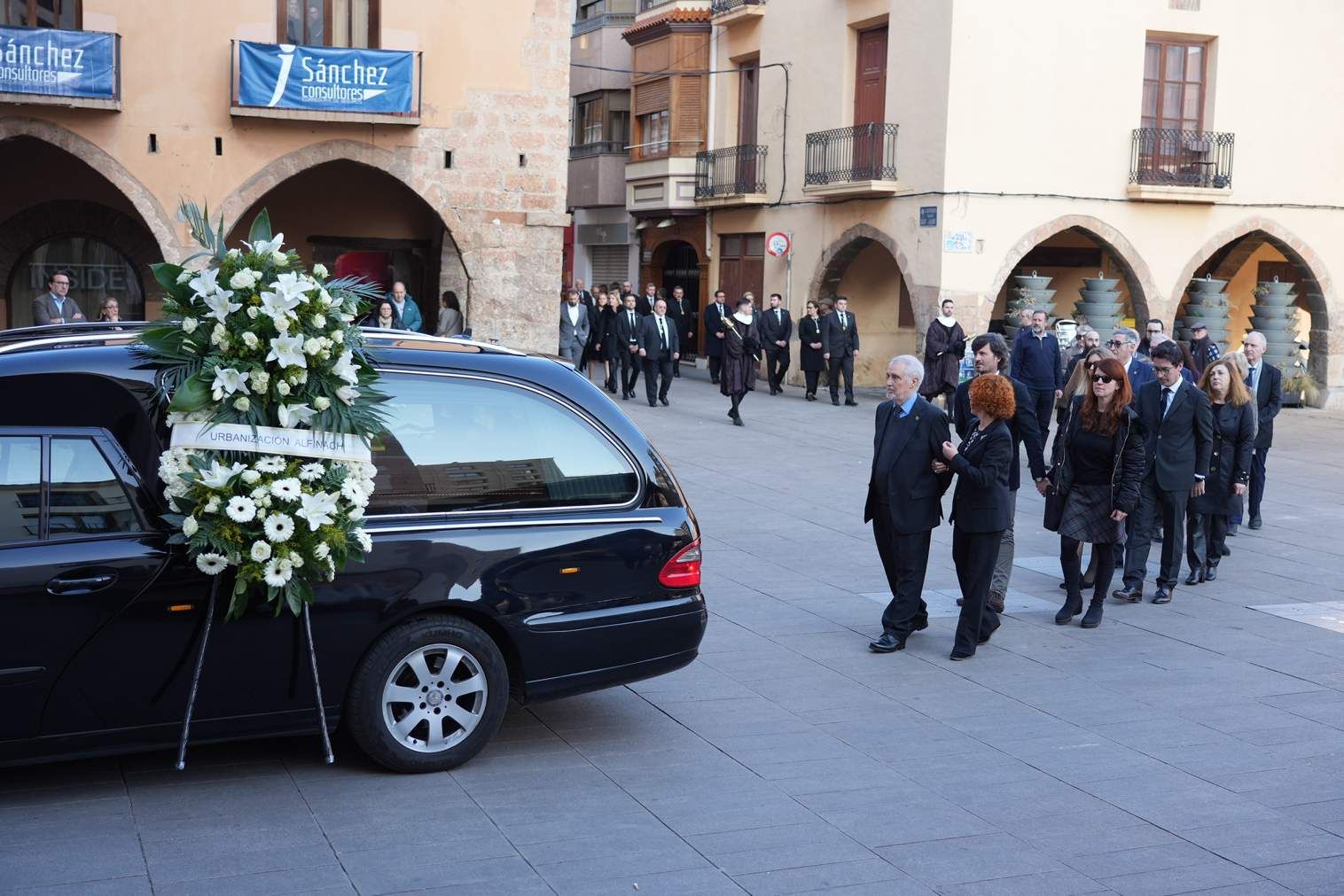 Vila-real da el último adiós a su Hija Predilecta, Dolores Cortés
