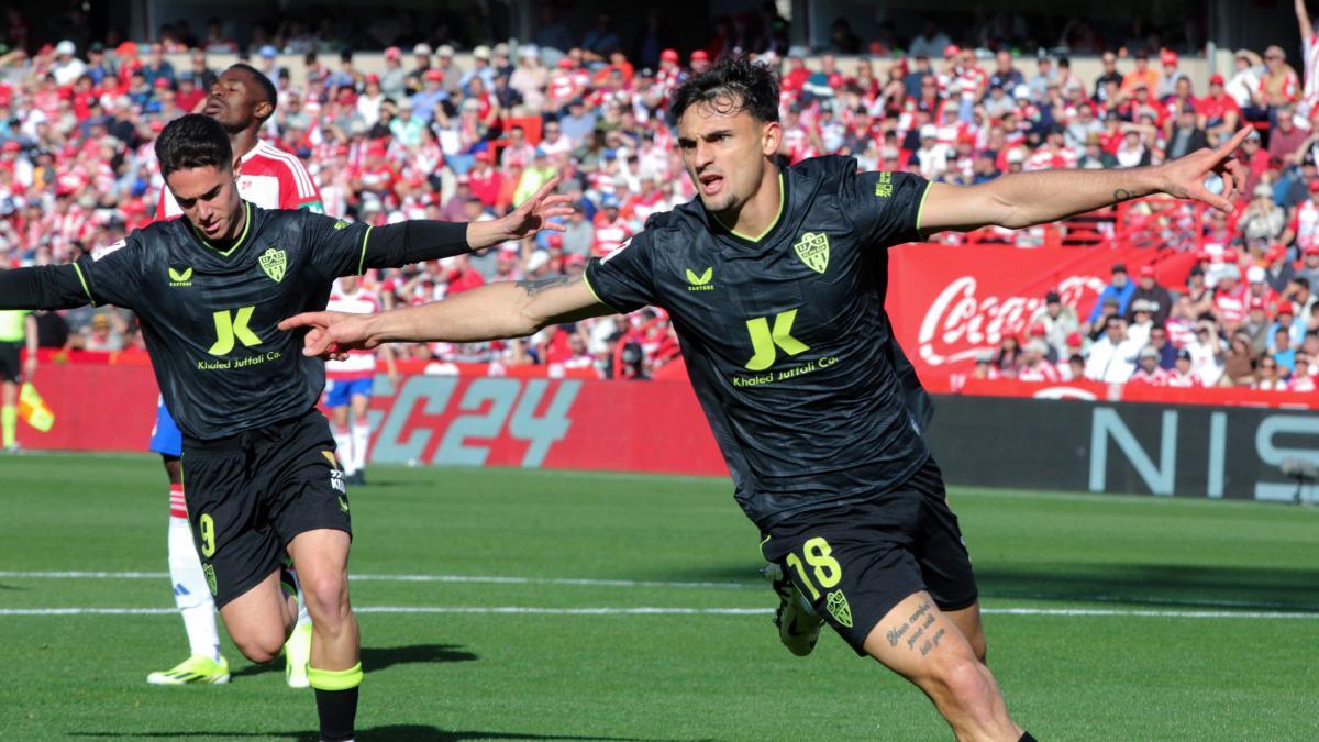 Marc Pubill, celebrando el primer gol del partido