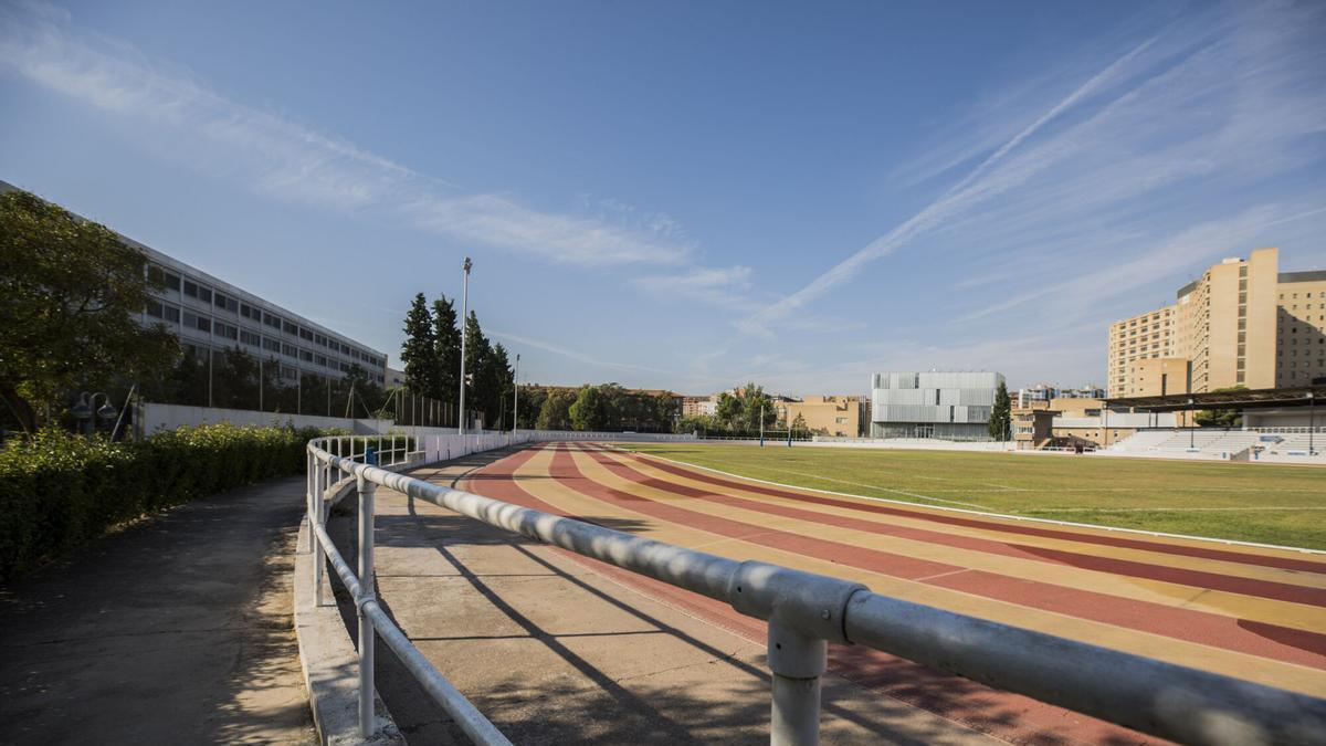 Parte del complejo deportivo del campus San Francisco de la Univesidad de Zaragoza.