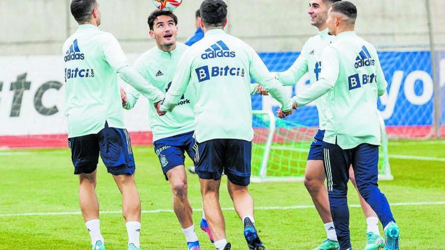 Hugo Guillamón, ayer, en el entrenamiento de la selección española. | RFEF