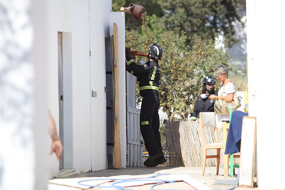 Incendio en una zona de rastrojos en Sant Antoni