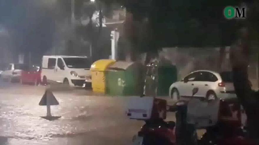 La lluvia provoca una riada en Alhaurín el Grande